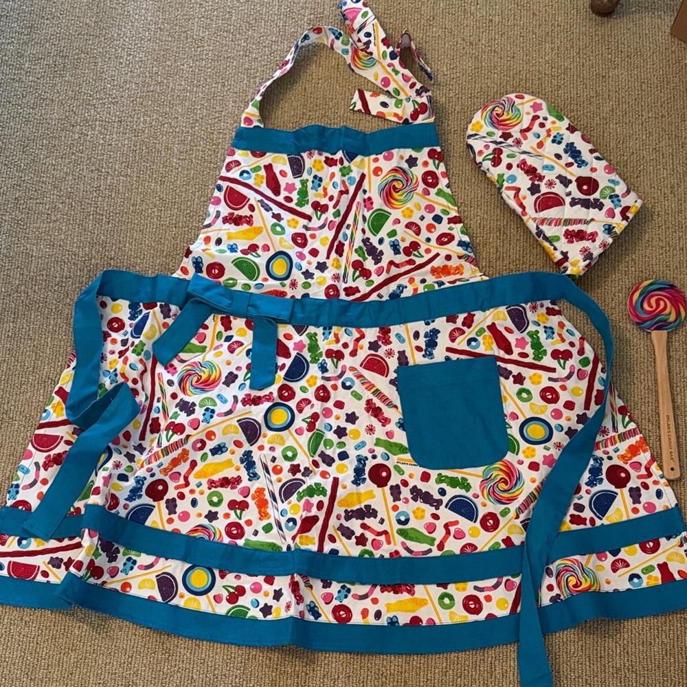 NWOT SET of 3 Candy Apron